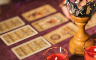 Débuter avec un tarot divinatoire