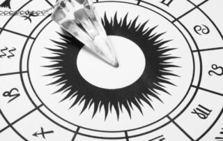 voyance et avenir la clé des arts divinatoires